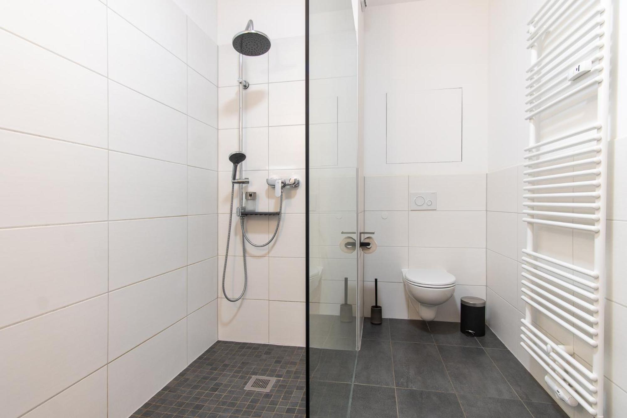 Luxurioeses Apartment, 10Min Innenstadt, Parkplatz Эрфурт Экстерьер фото